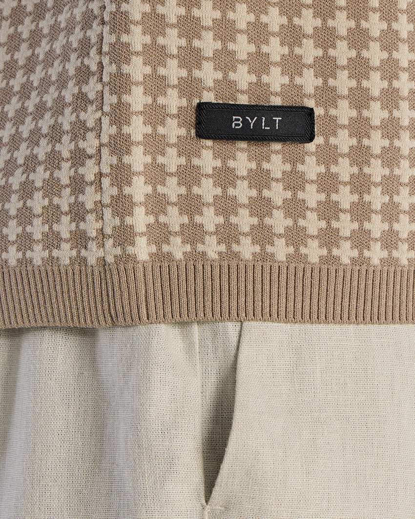 Geometric-Latte-Taupe