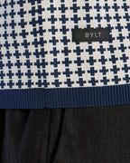 Geometric-Navy-Vapor