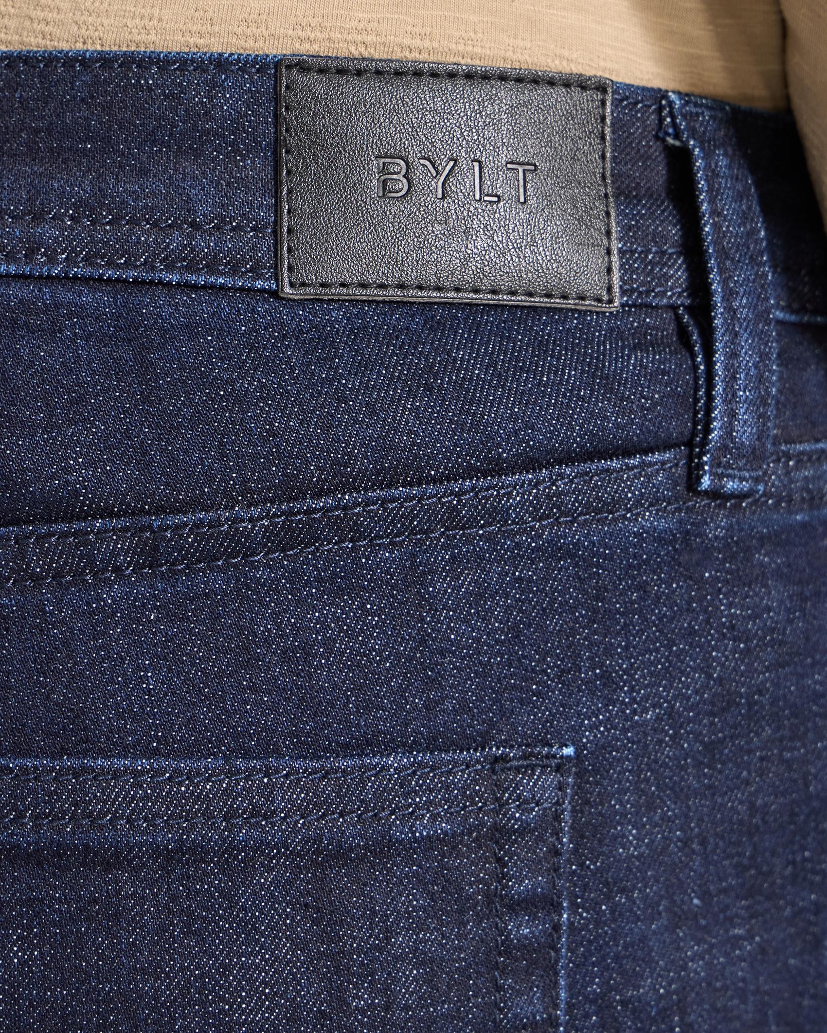 Dark-Wash