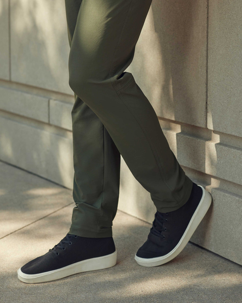 Black-Tonal